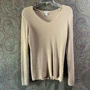Medium Tan LL Bean top